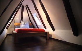 Wunderschoene Dachgeschoss - Maisonette