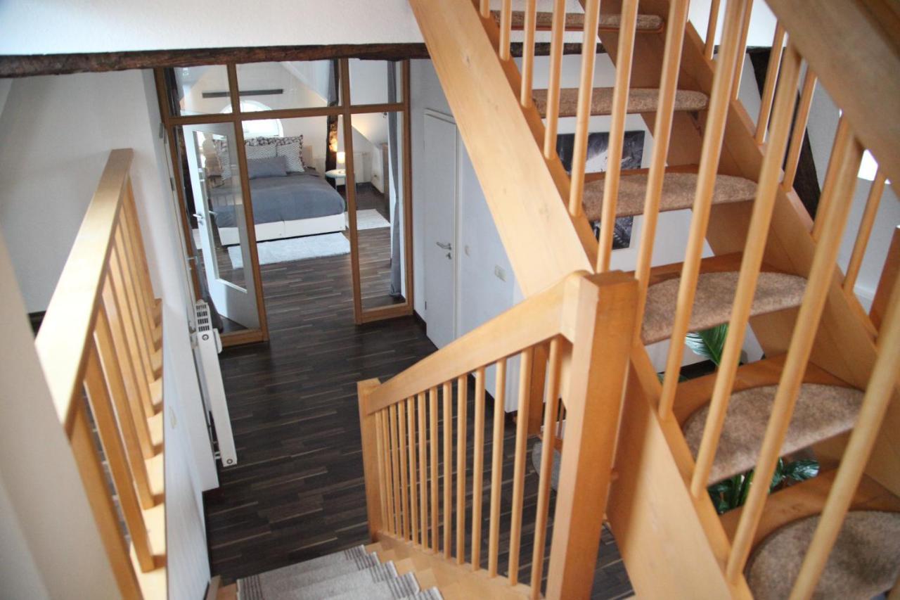Wunderschoene Dachgeschoss - Maisonette Rostock Exterior photo